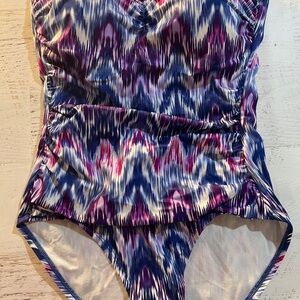Women’s Tommy Bahama Blue and Purple One Piece 🩱 nwt
